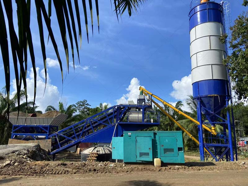 Mobile Concrete Batching Plant with Production Capacity